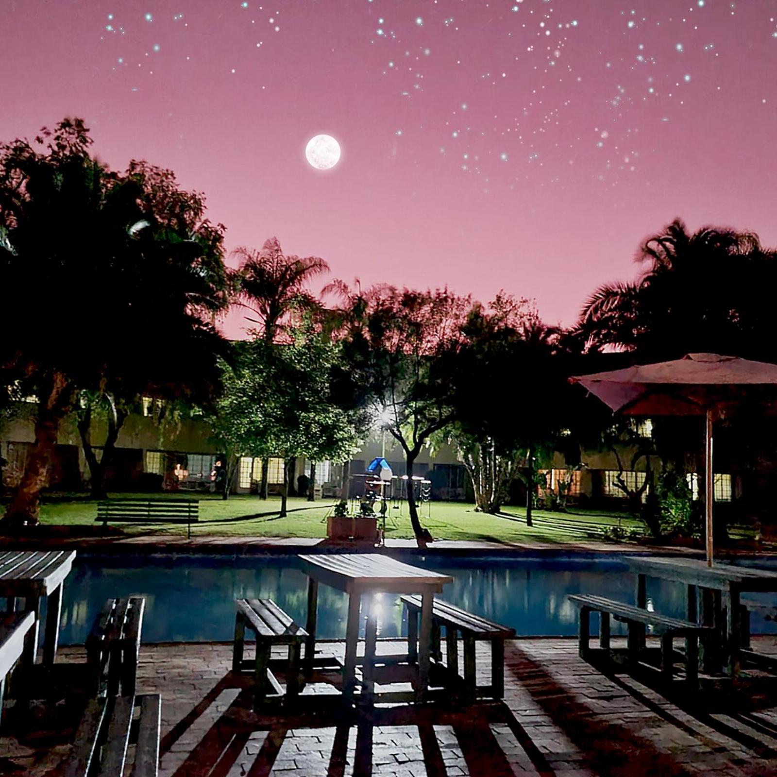 Sundown Country Estate Hotel Boshoek Buitenkant foto